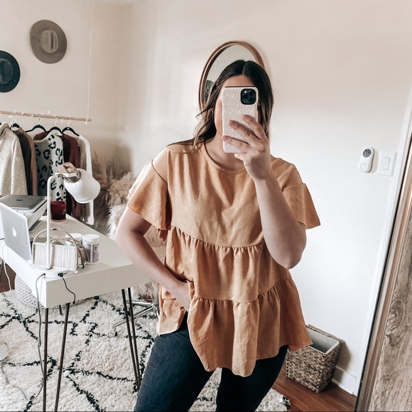 hailey & co Tops - Hailey & co yellow babydoll top